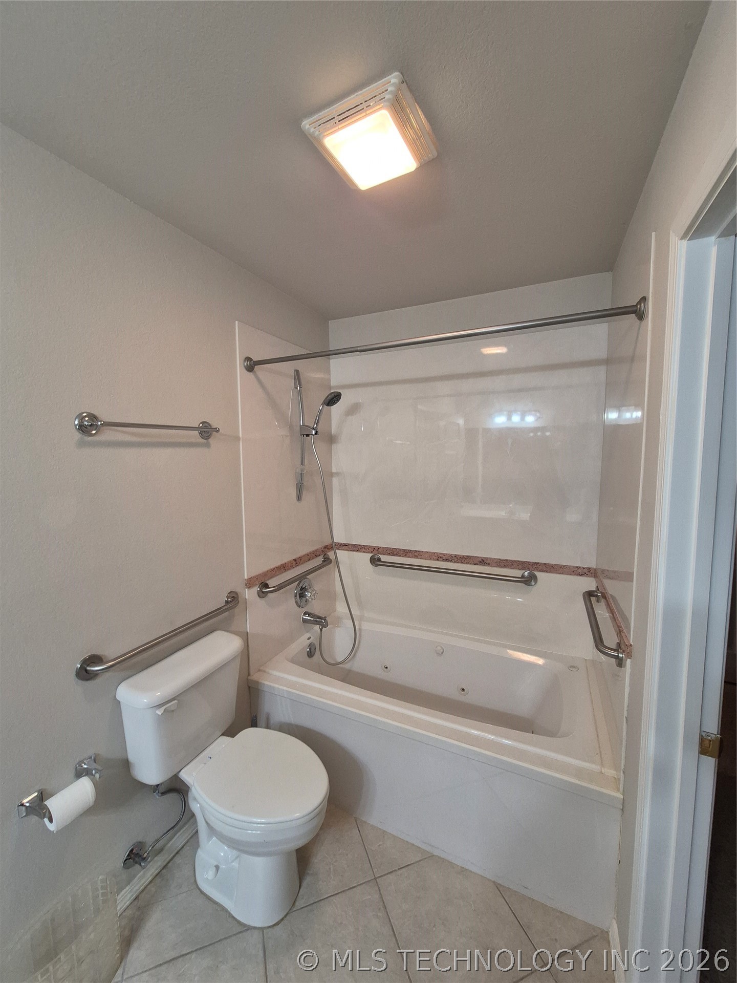 1449 W Evergreen Lane