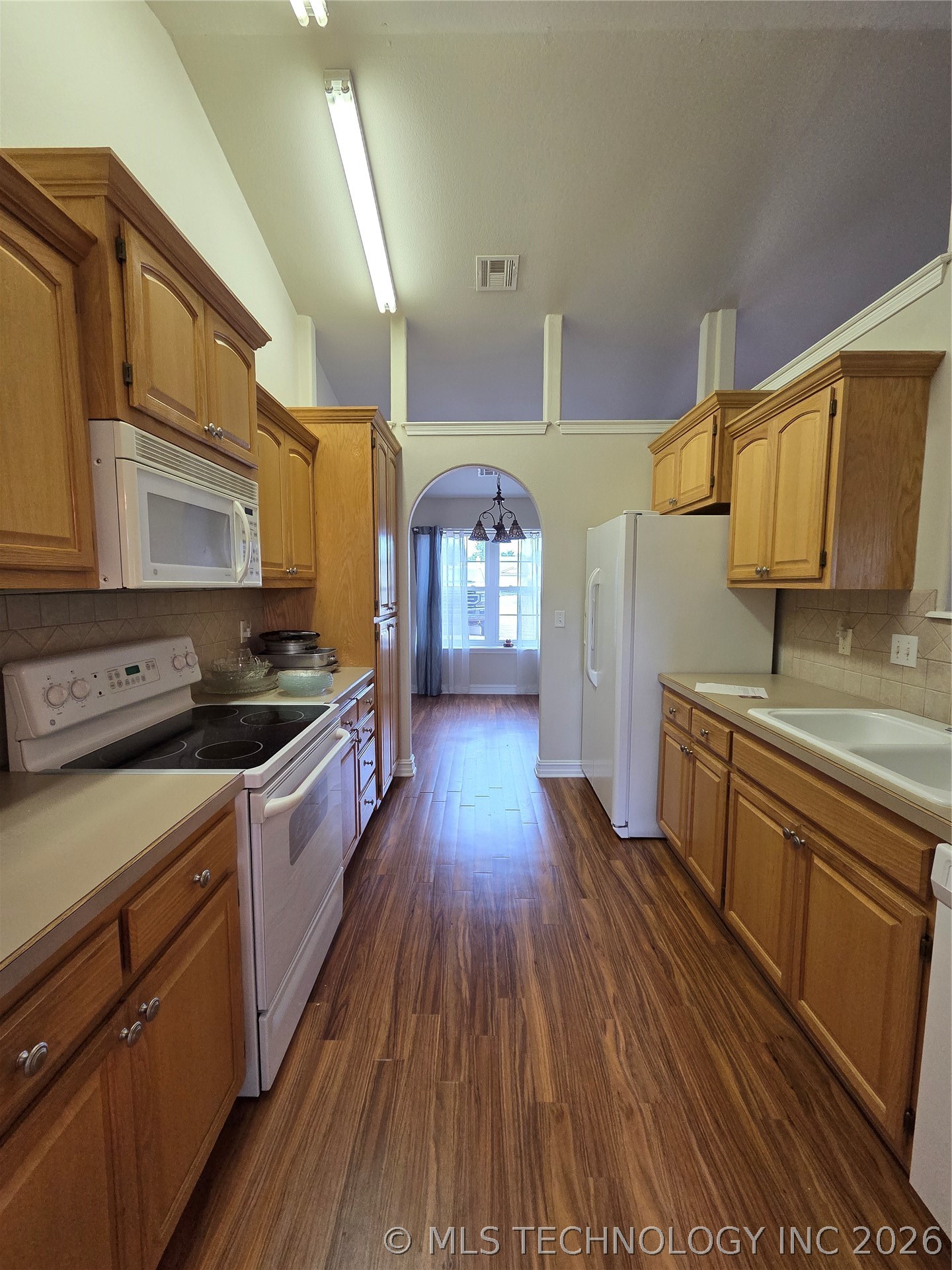 1449 W Evergreen Lane