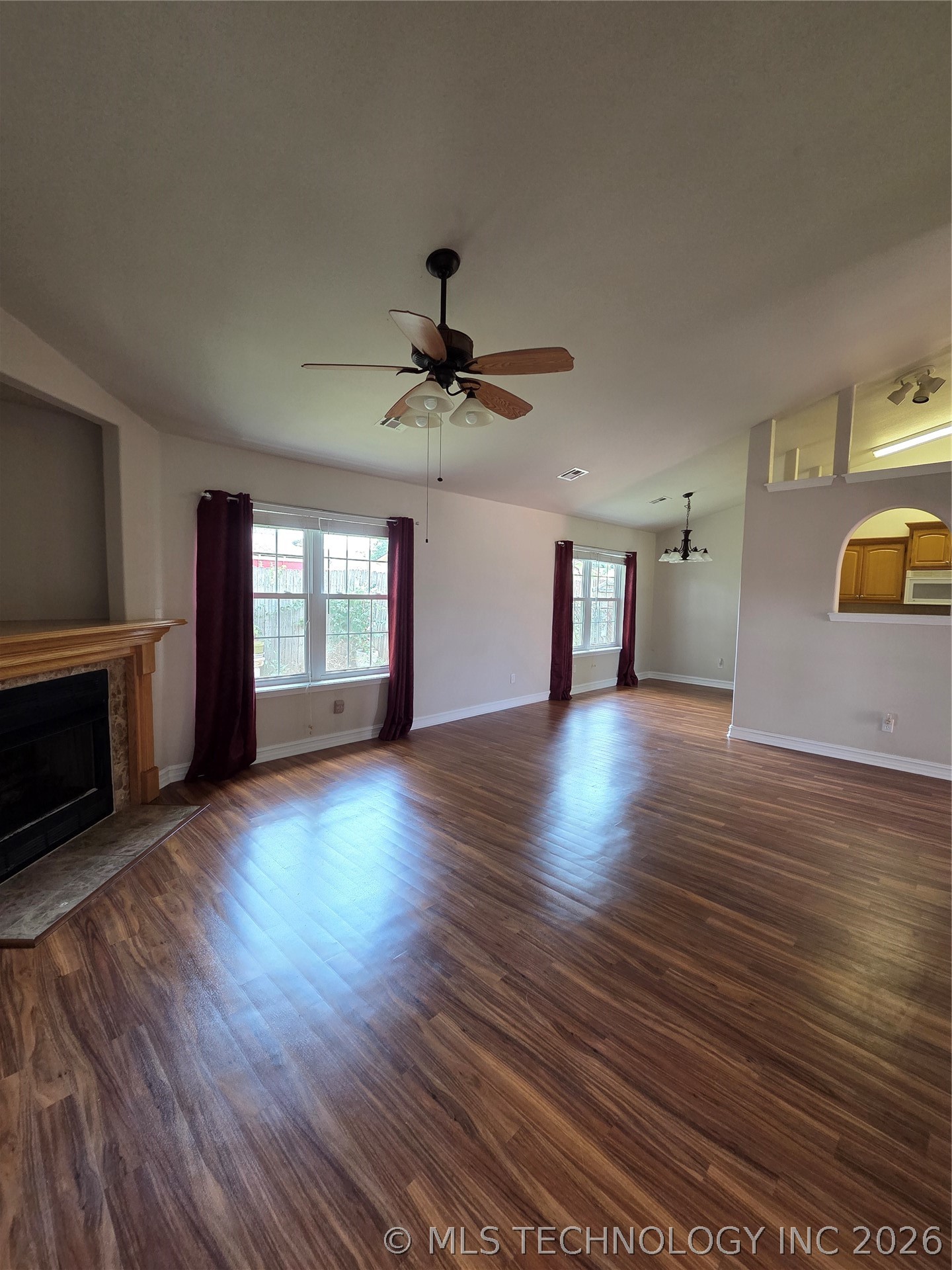 1449 W Evergreen Lane