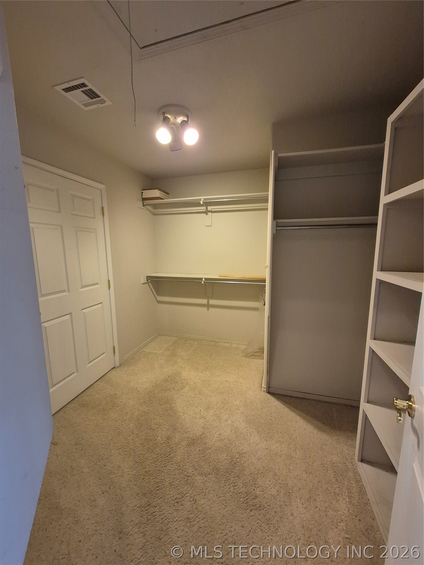 1449 W Evergreen Lane