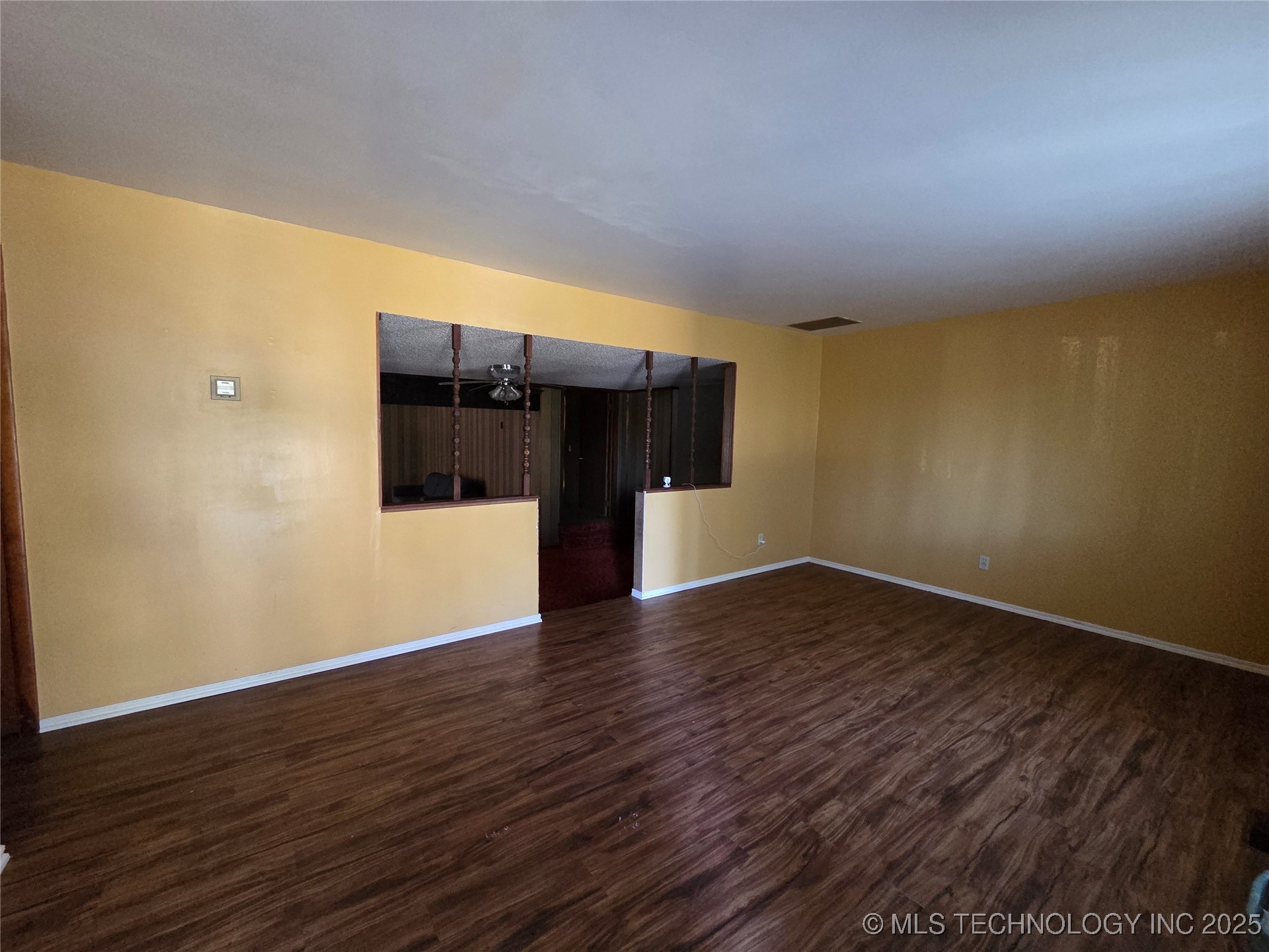 1238 N 154th East Avenue
