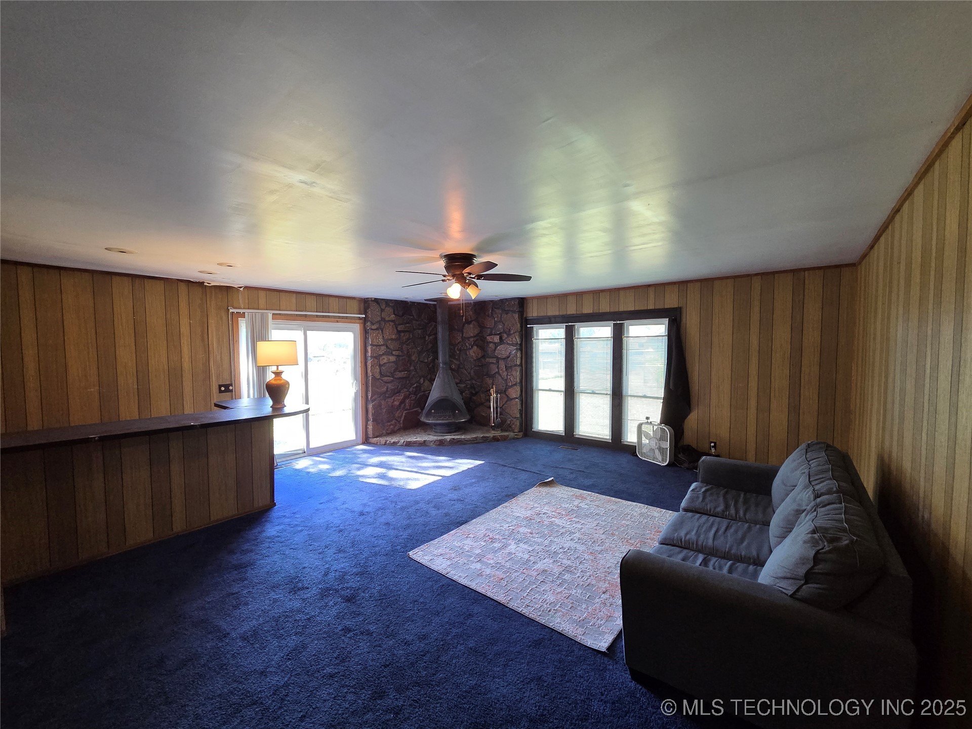 1238 N 154th East Avenue