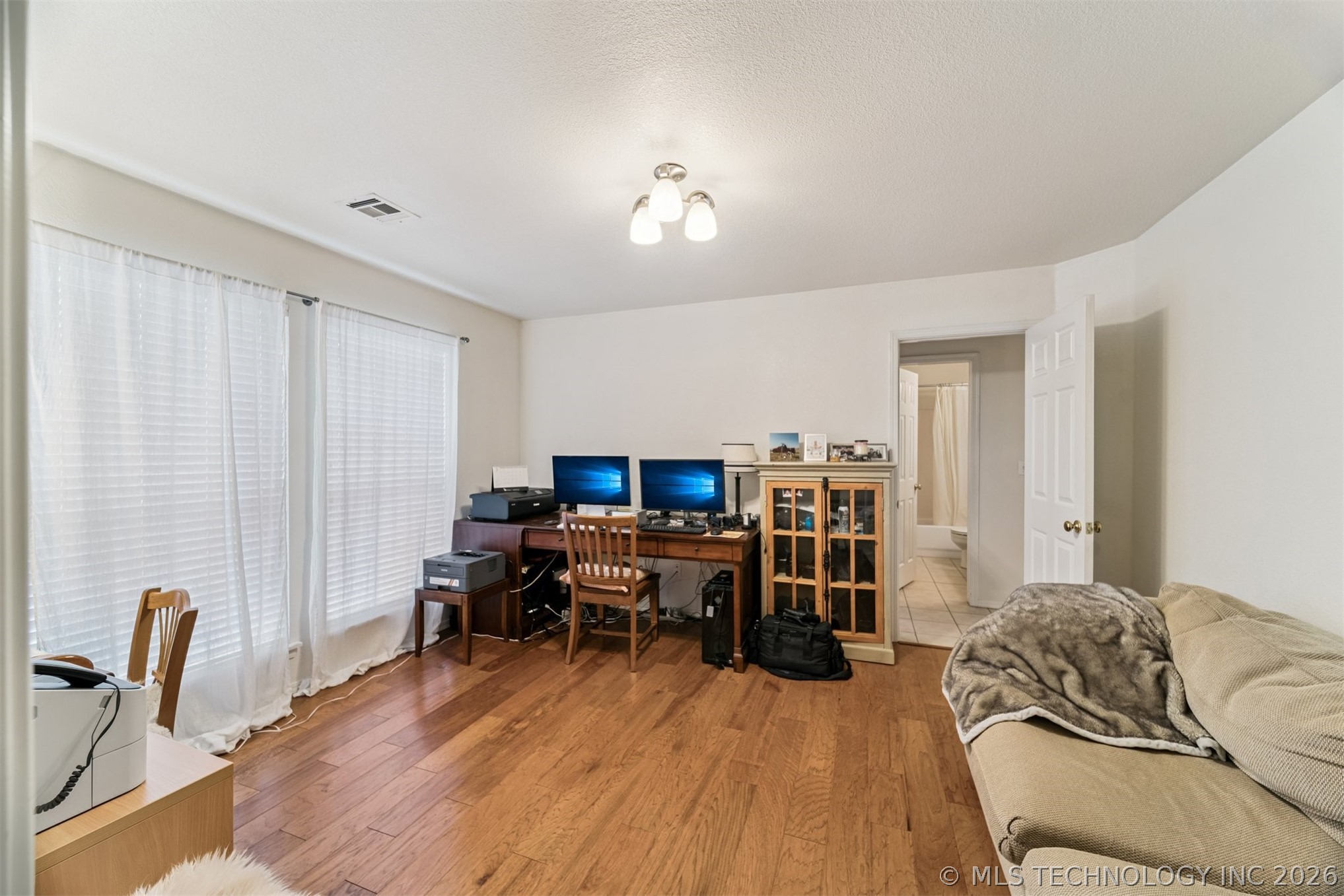 19820 E 45th Street S