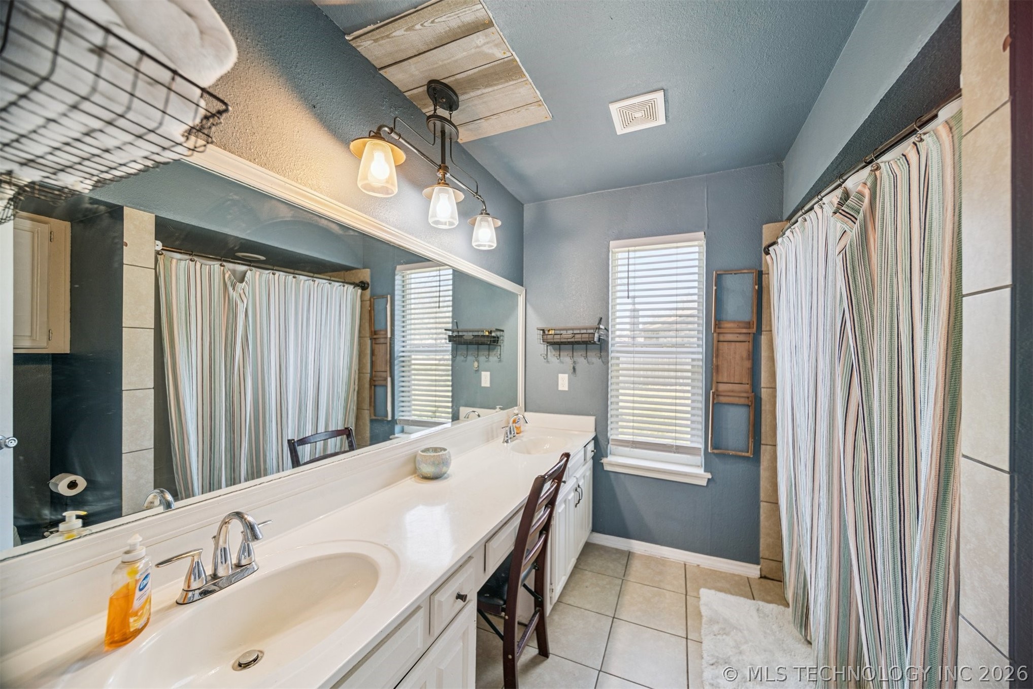 10594 E Birch Street