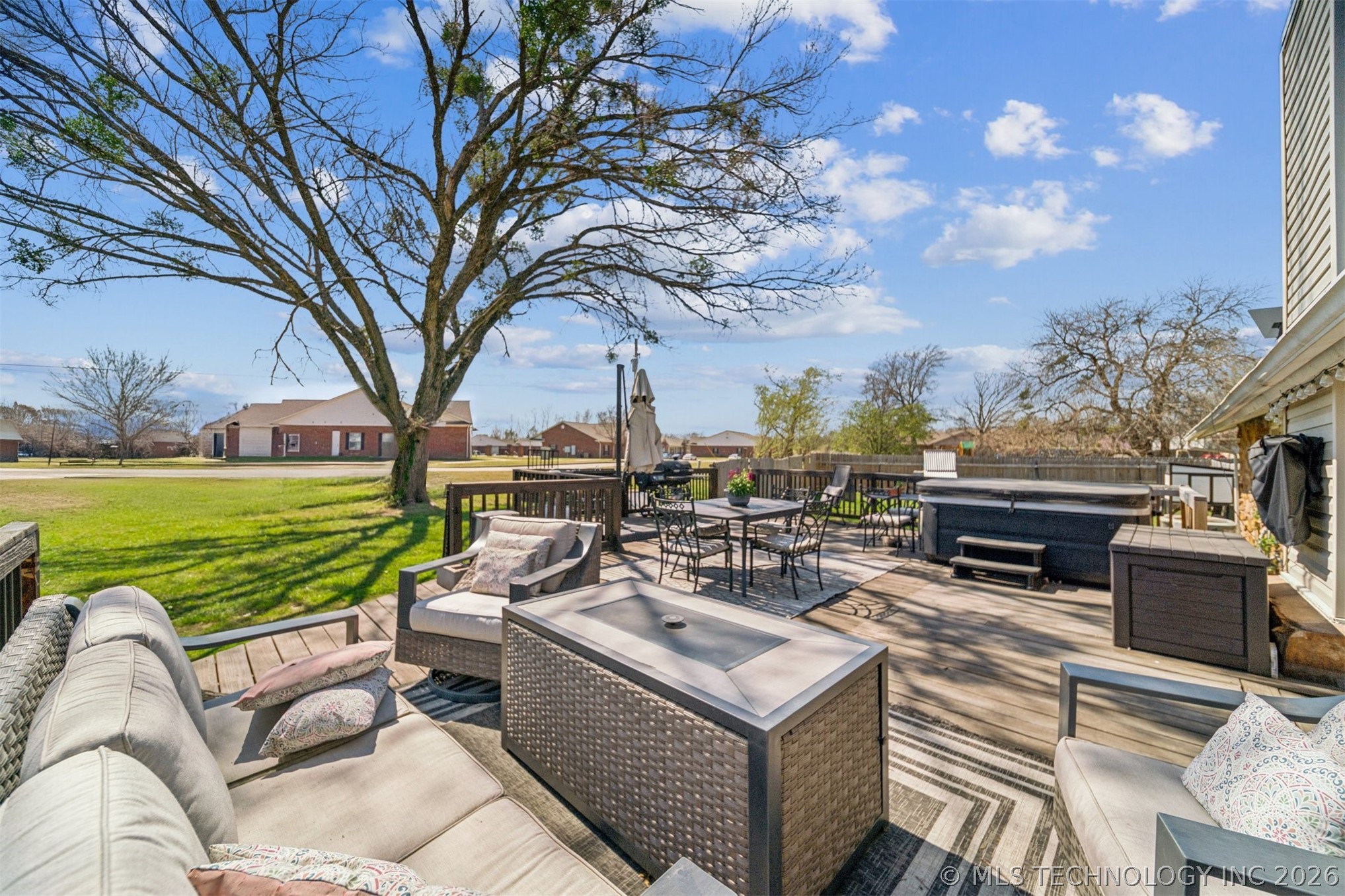 10594 E Birch Street