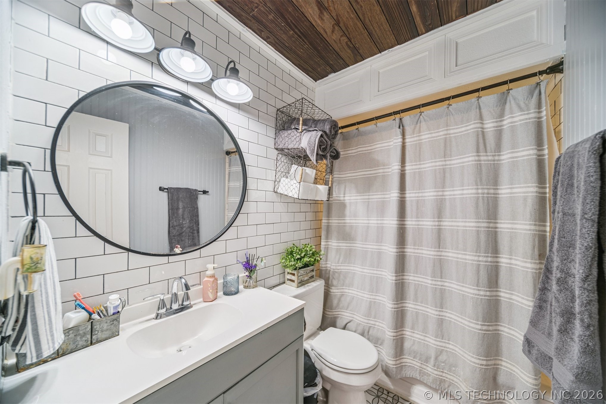 10594 E Birch Street