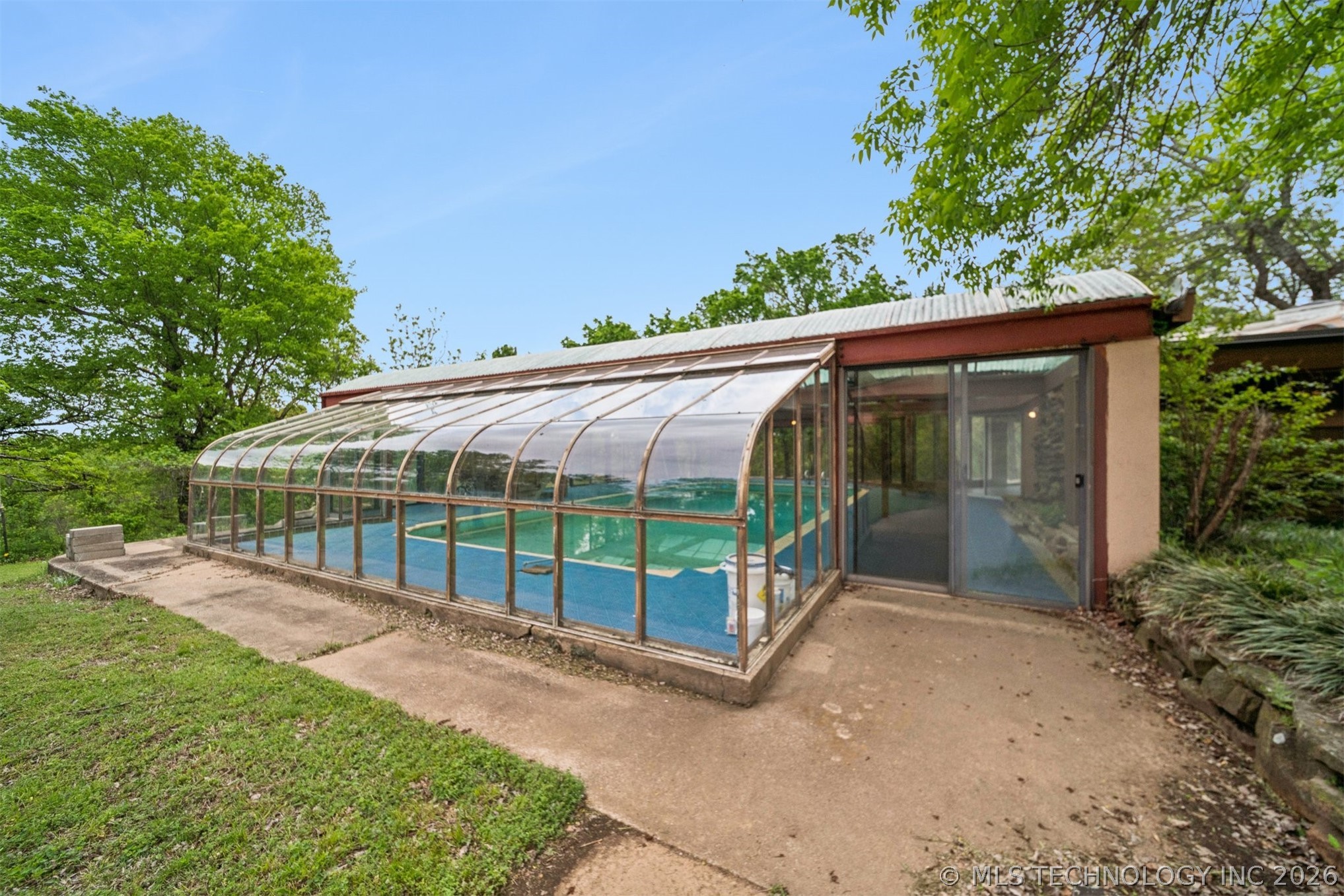 7201 E 576 Road