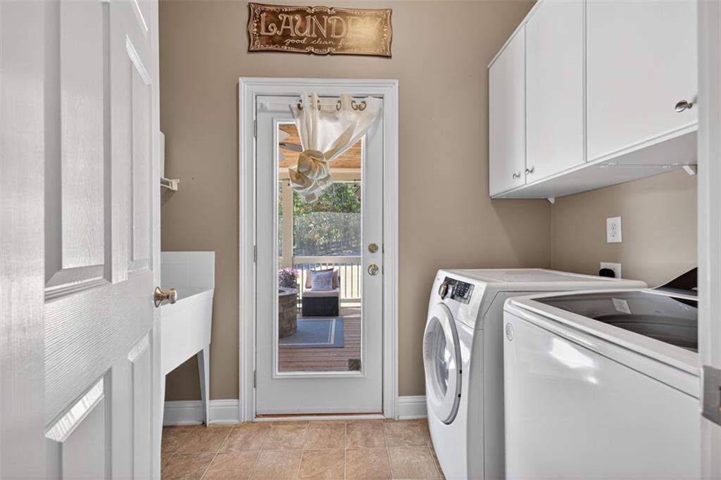 1060 Water View Lane