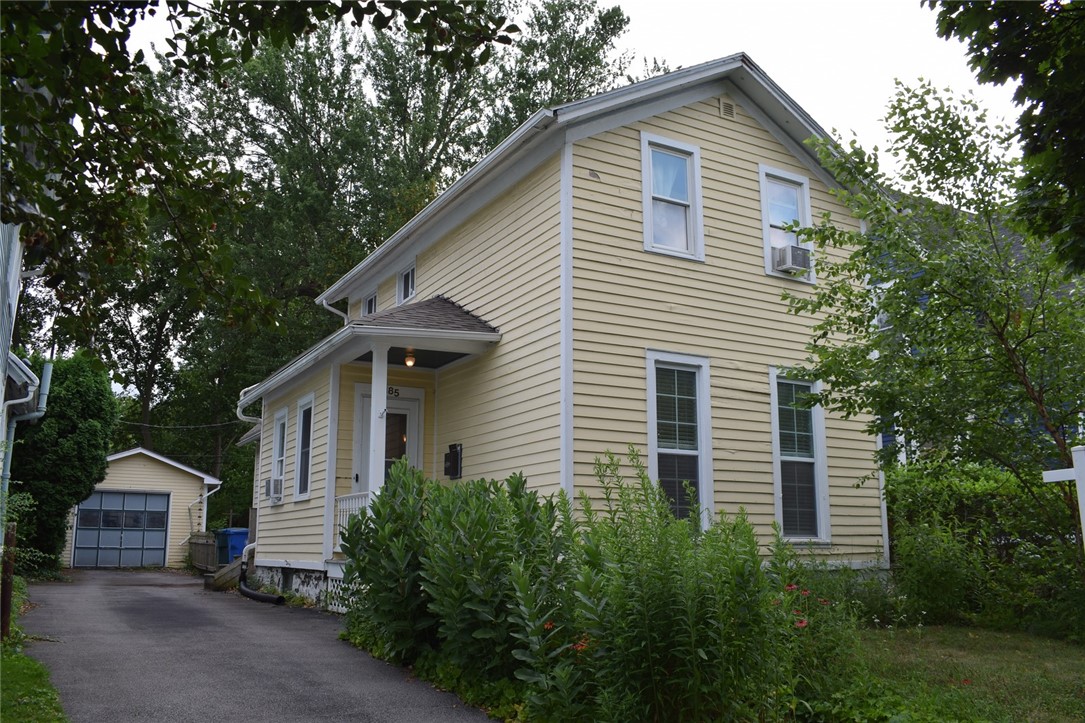 185 Caroline Street