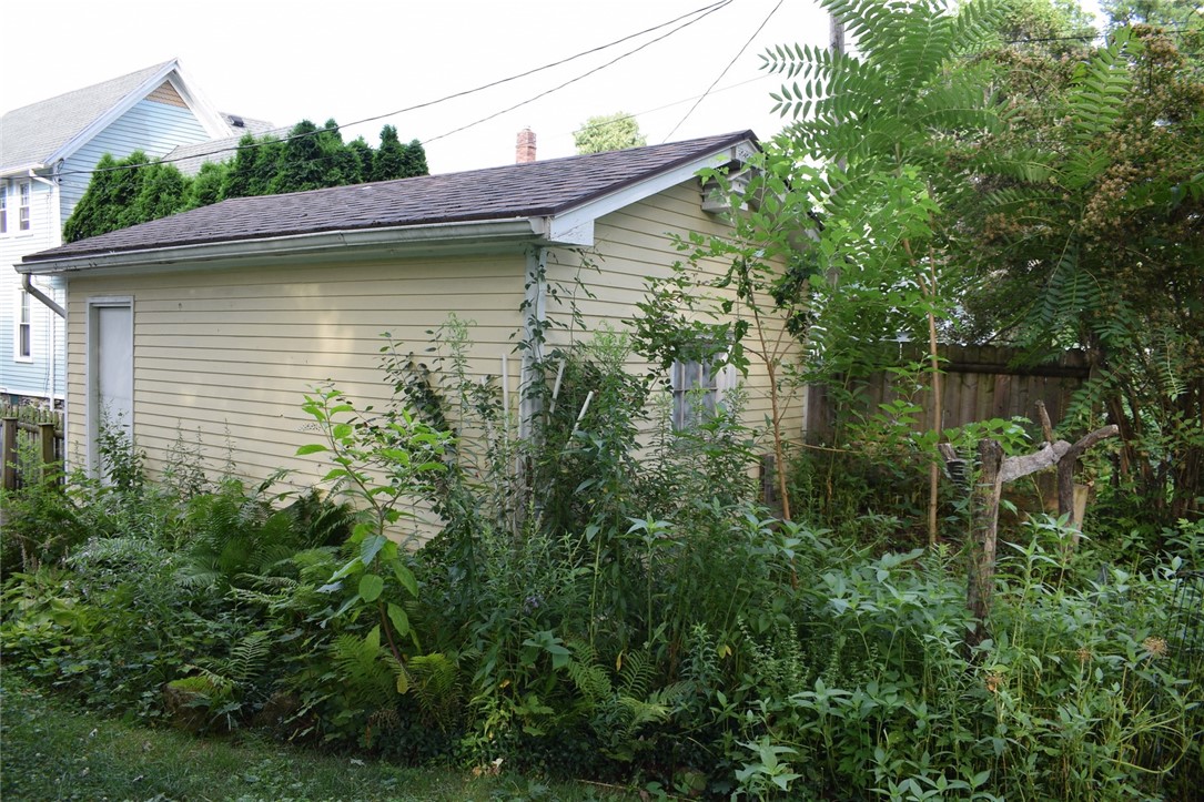 185 Caroline Street
