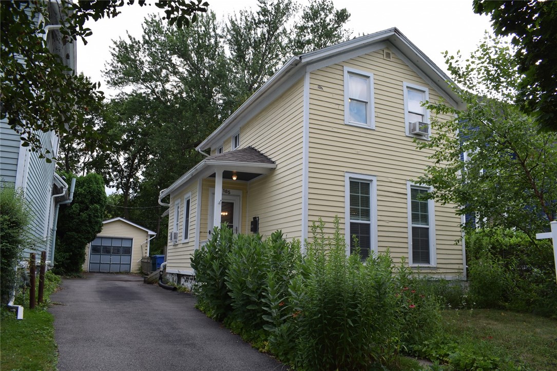 185 Caroline Street