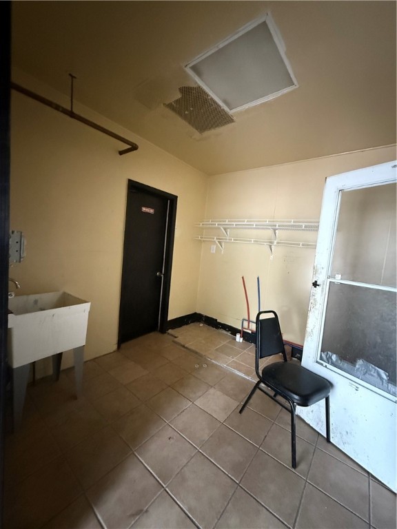 1038 Clinton Avenue South