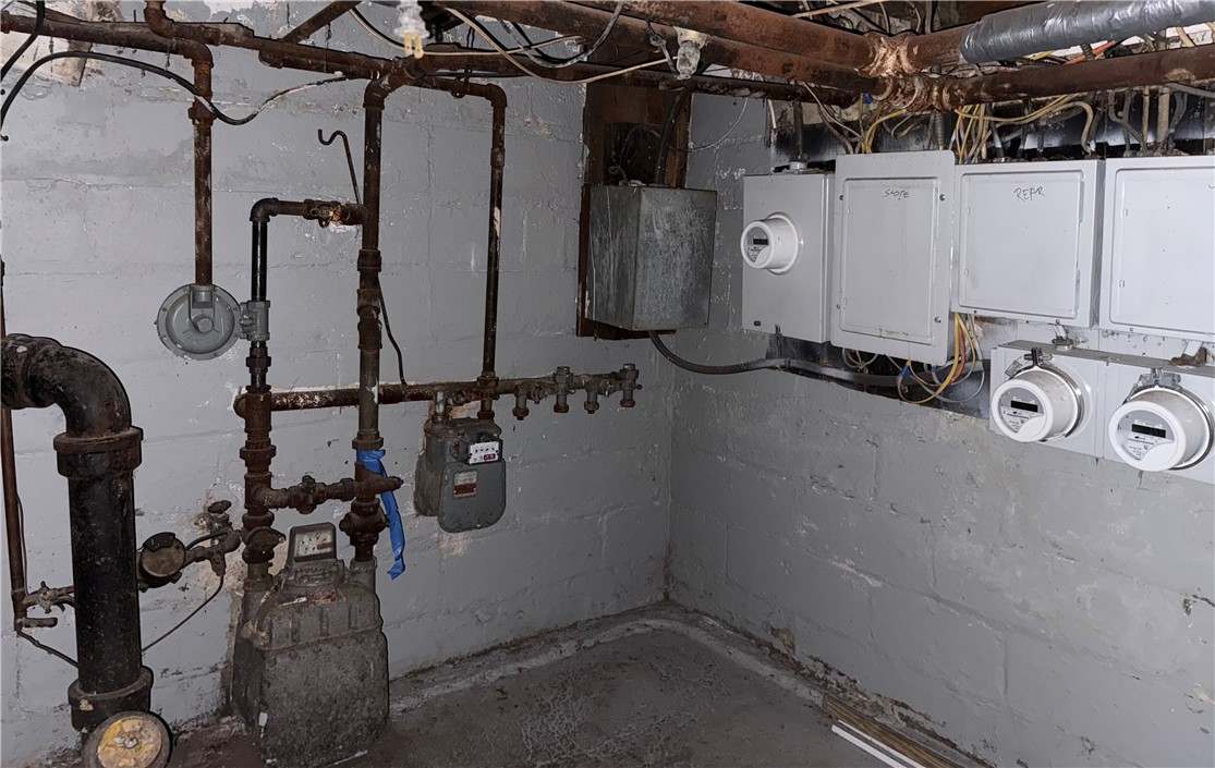 1038 Clinton Avenue South