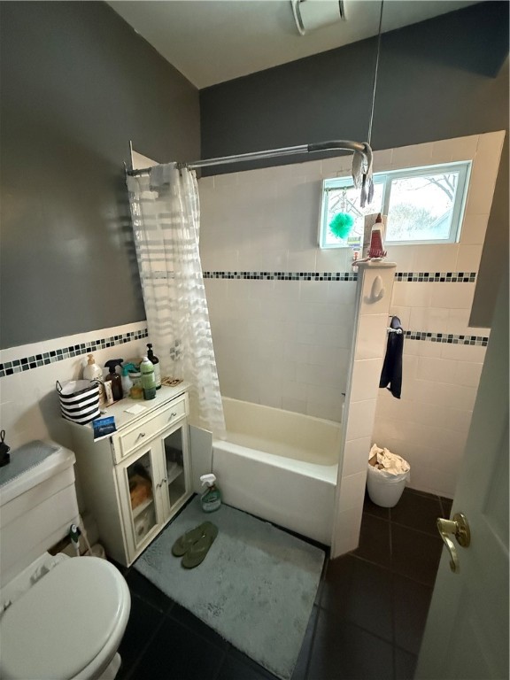 223 Alexander Street