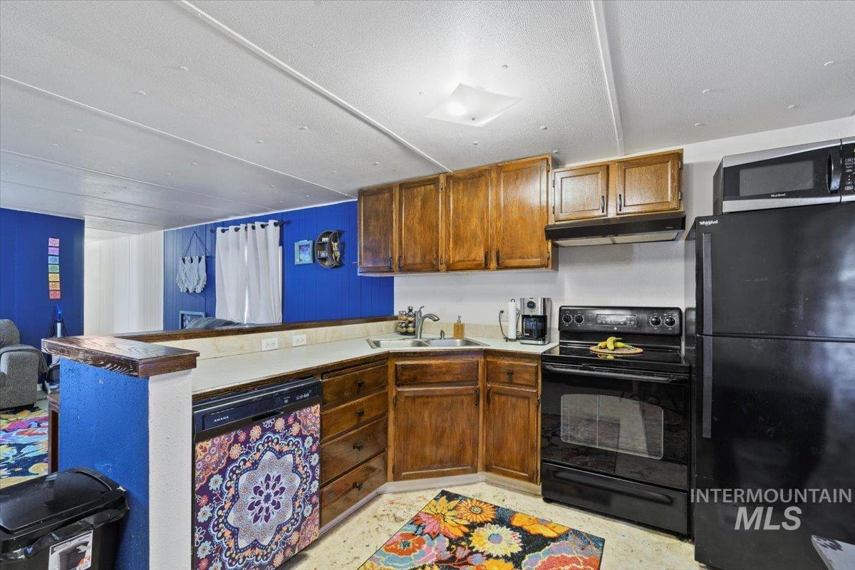 305 E Bills Ave. Unit: 2