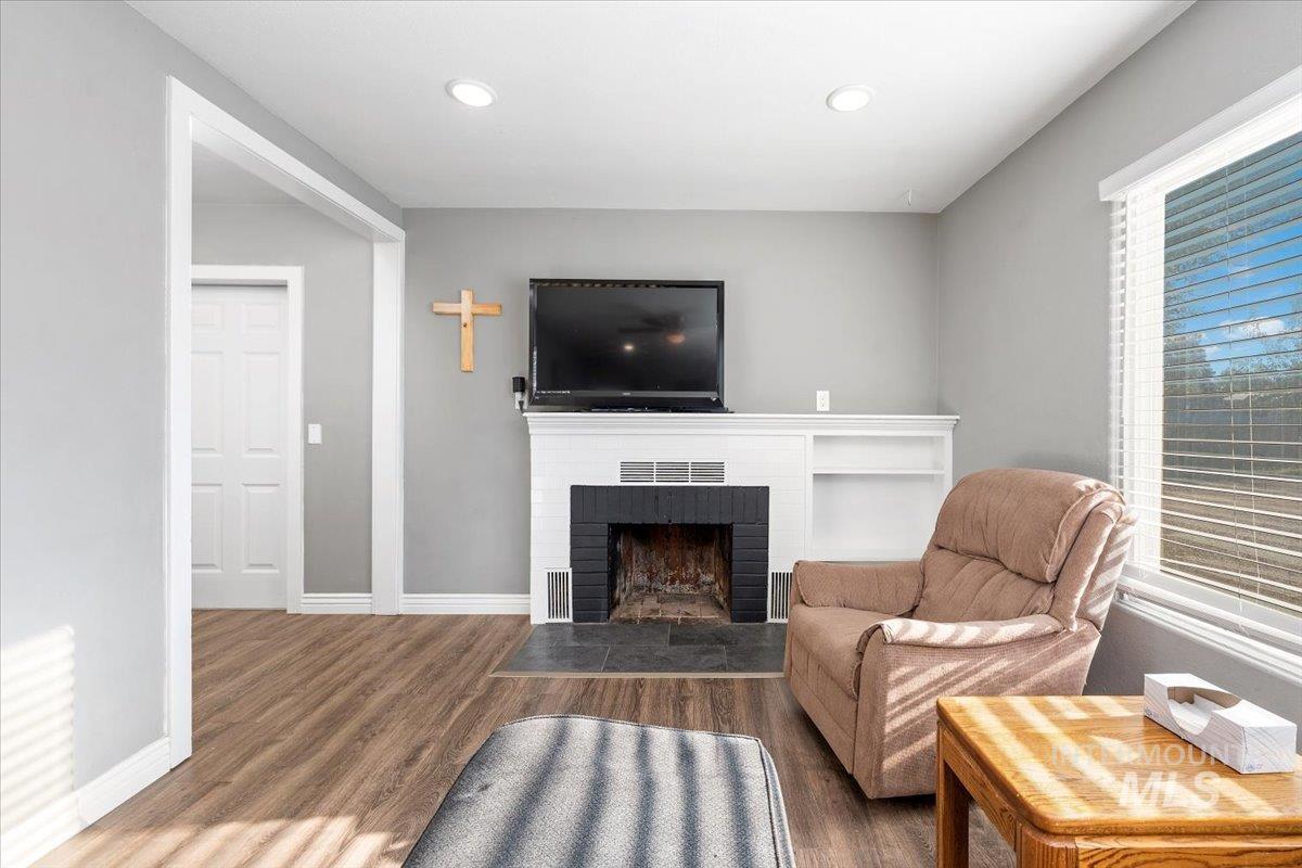 405 N 2nd St.
