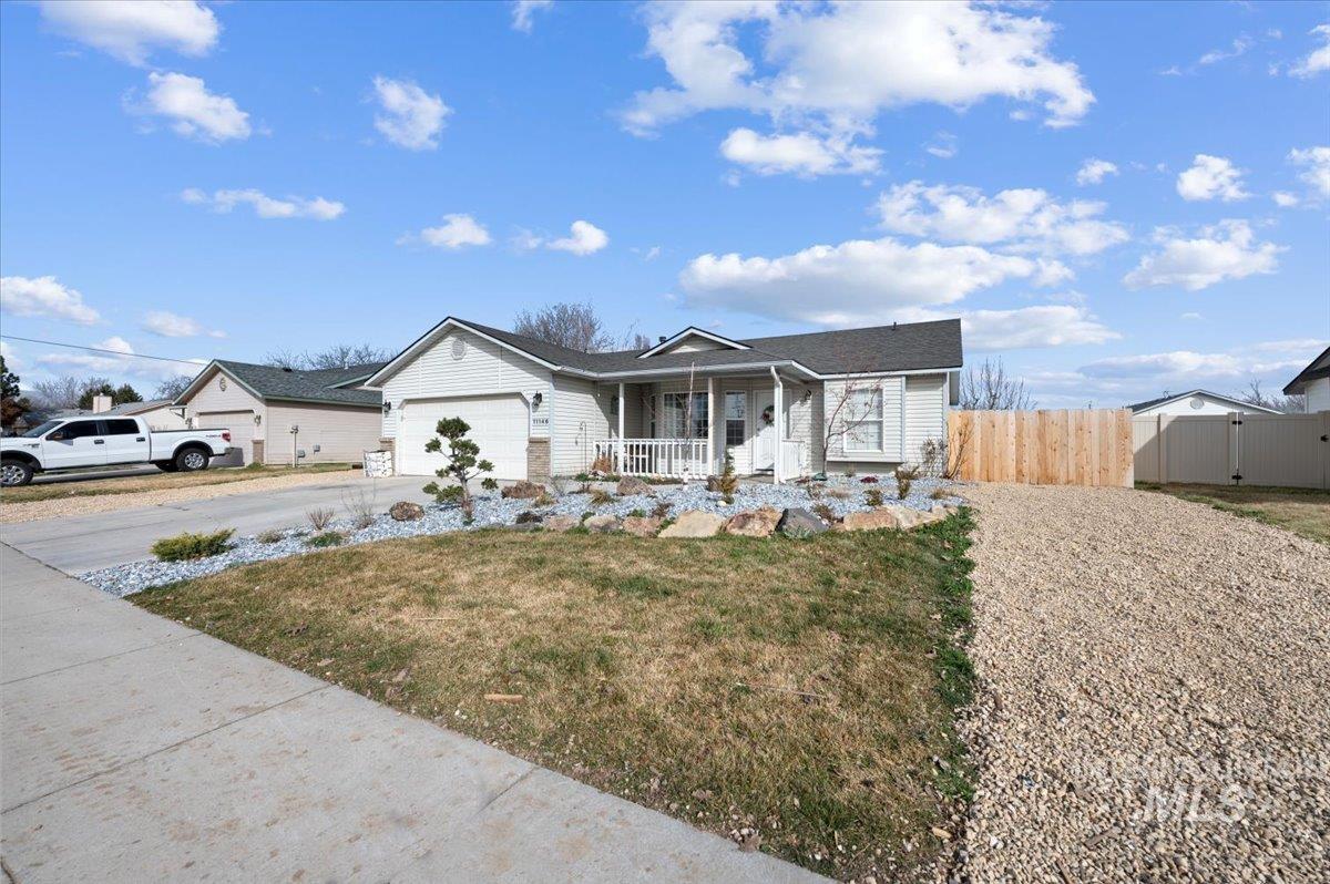 11146 W Ardyce St