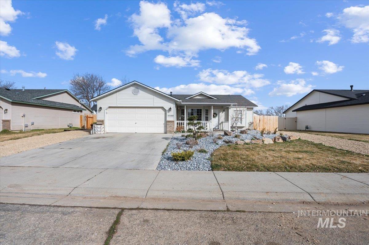 11146 W Ardyce St