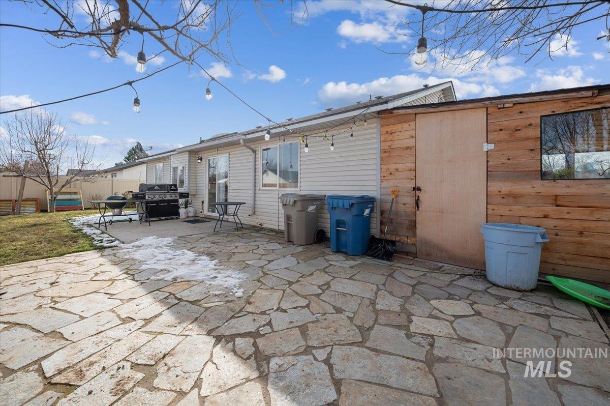 11146 W Ardyce St