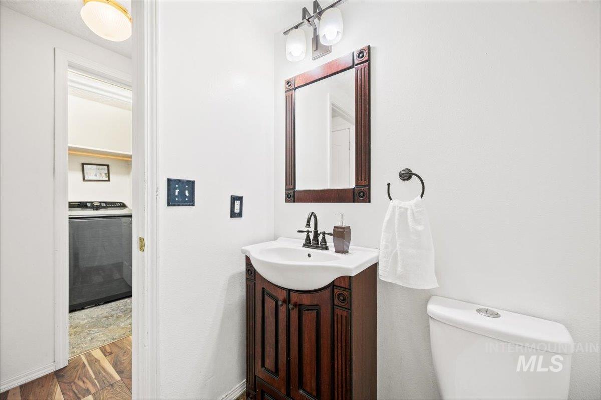 636 Spruce Creek Dr.