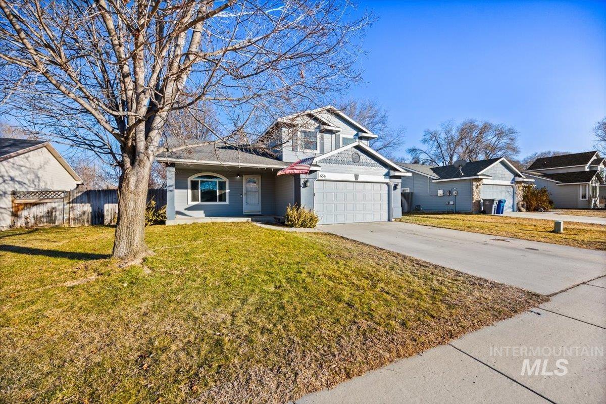 636 Spruce Creek Dr.