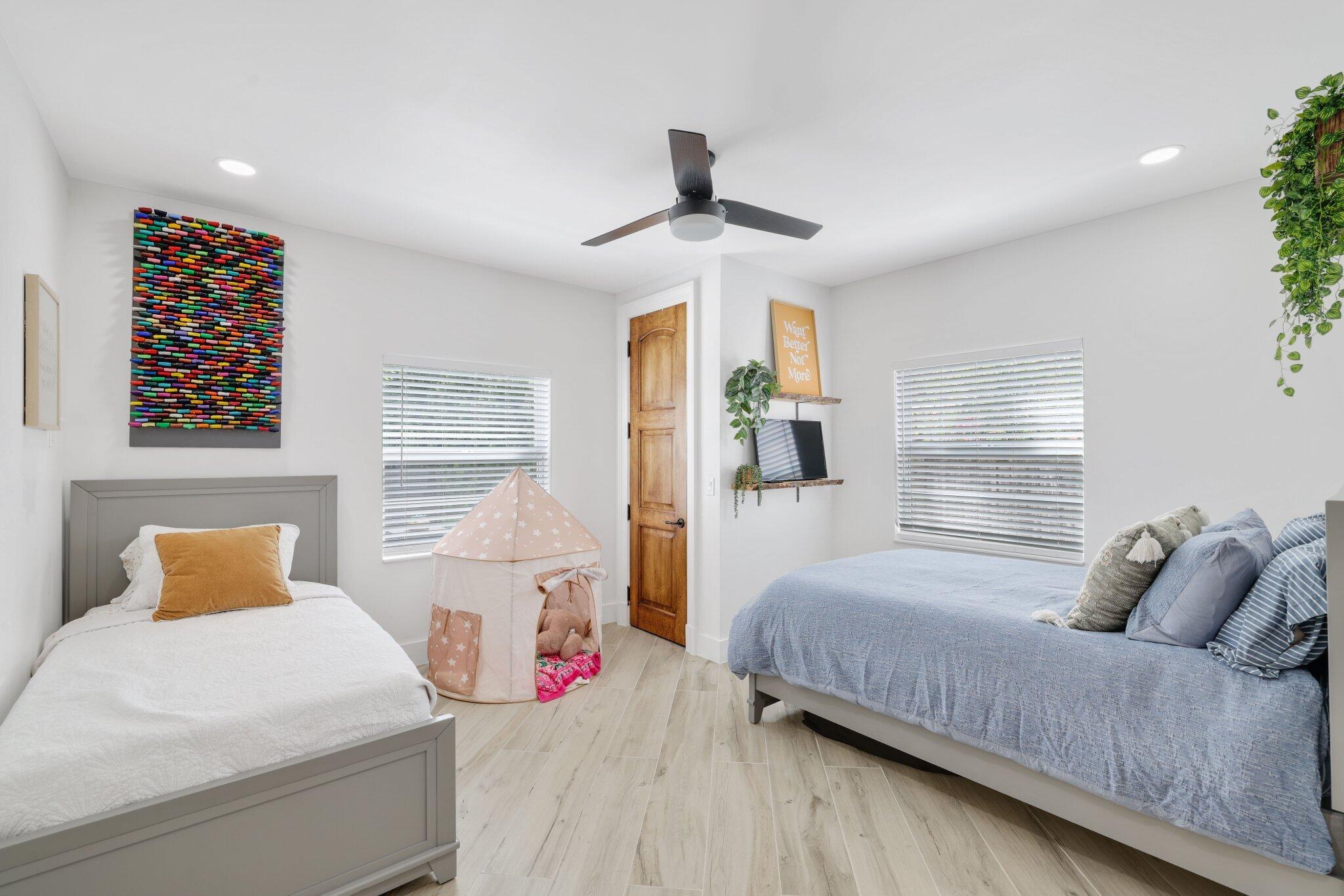 706 Sunset Road