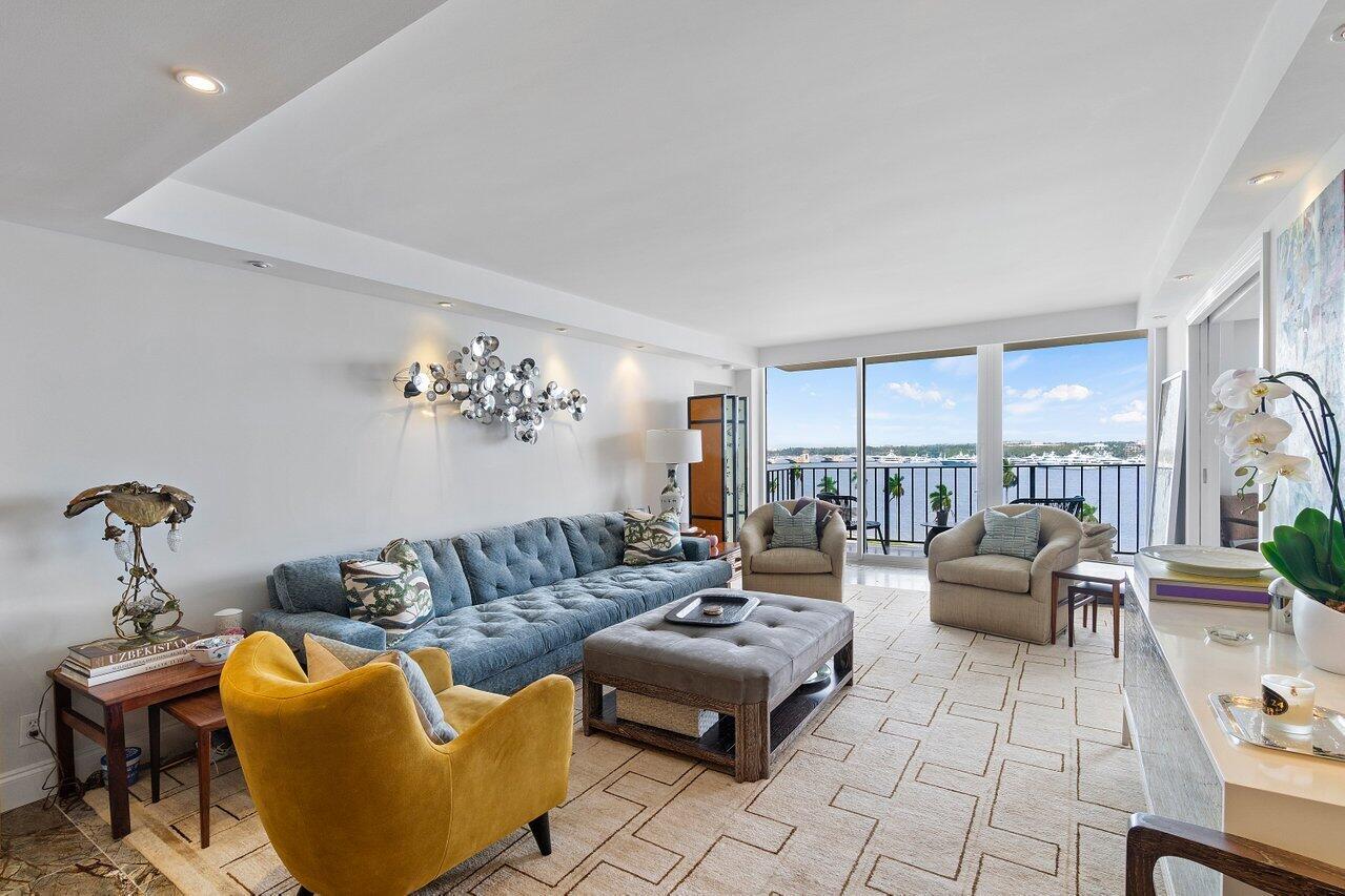 1801 S Flagler Drive 907
