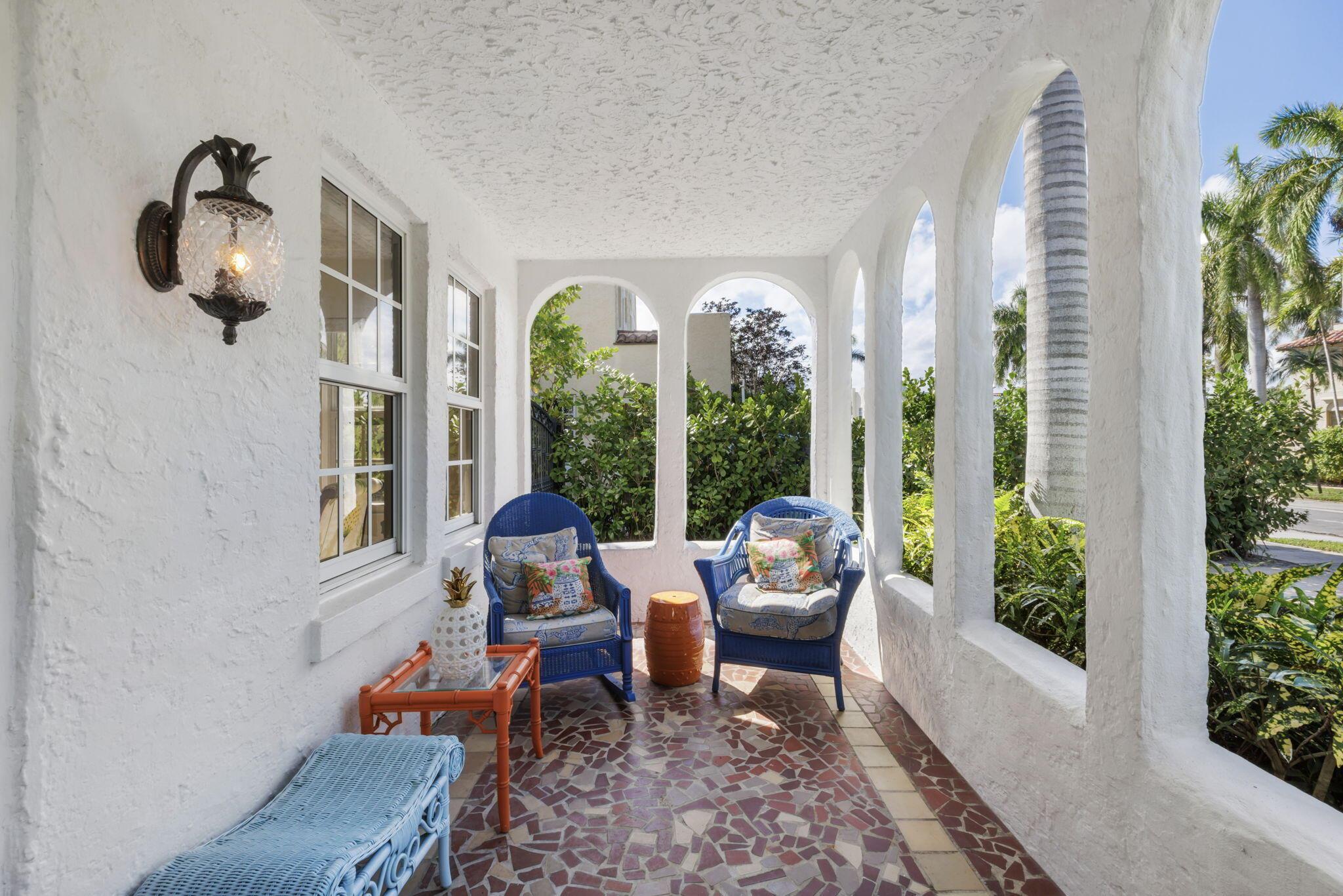122 Roosevelt Place