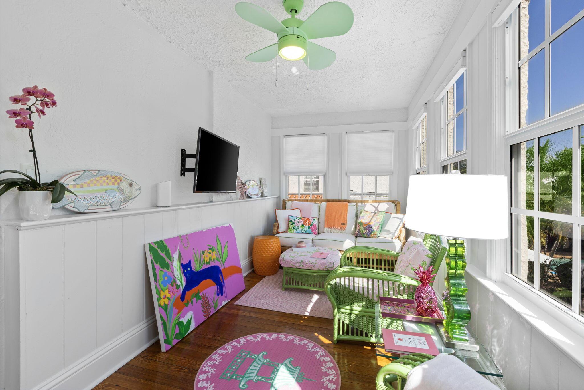 122 Roosevelt Place