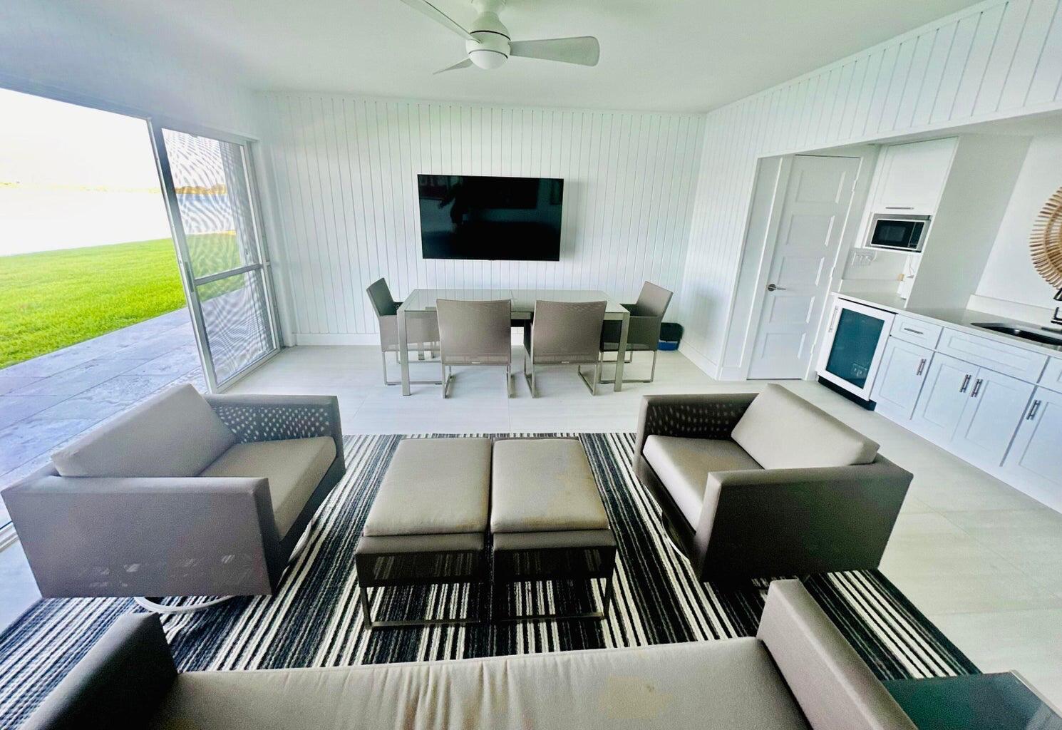 2784 S Ocean Boulevard 201 E