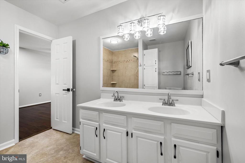 4911 Backwater Ct, -1200, United States