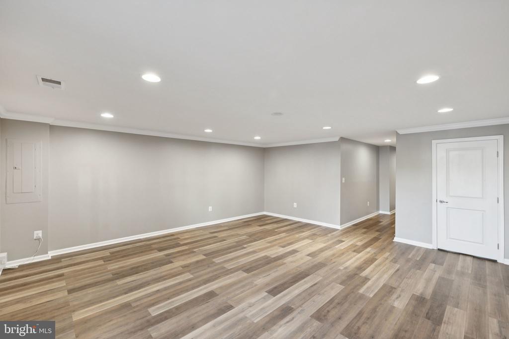 3103 ALLIANCE COURT