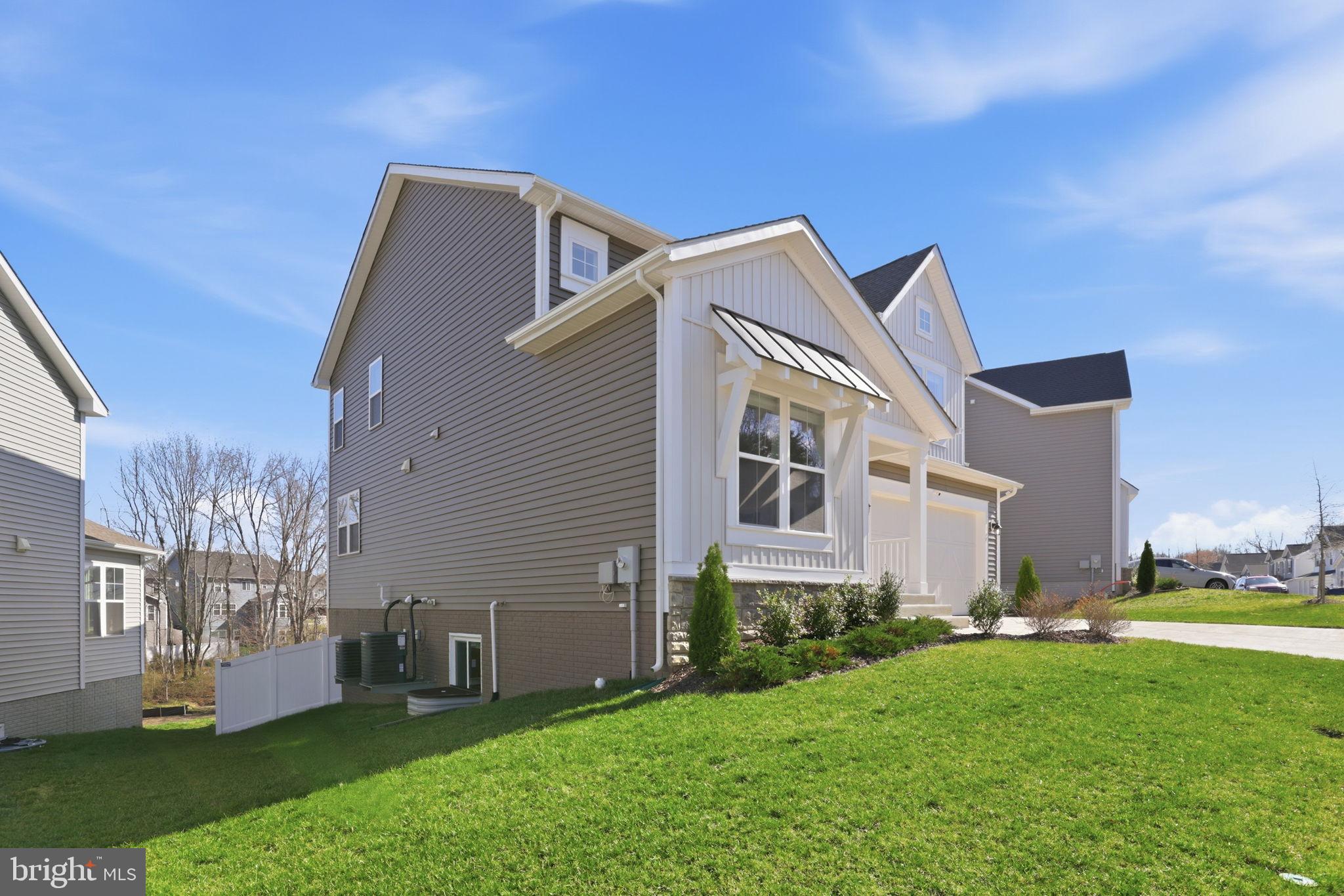 11425 BLUESTEM WAY