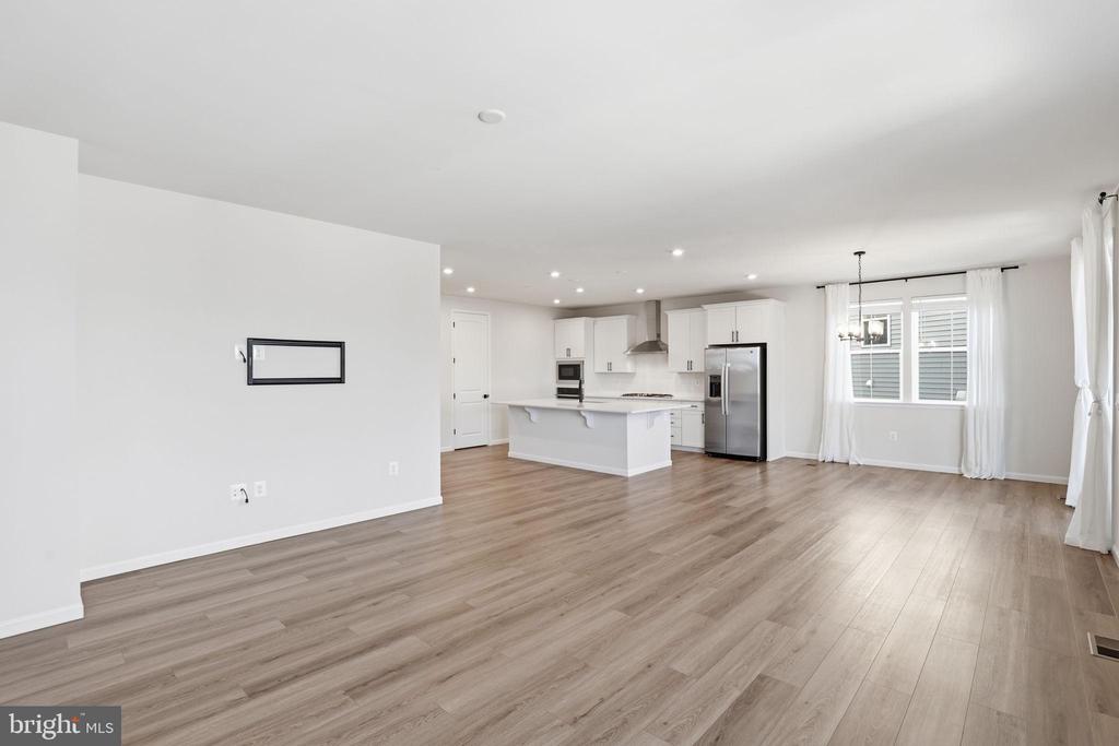 11425 BLUESTEM WAY