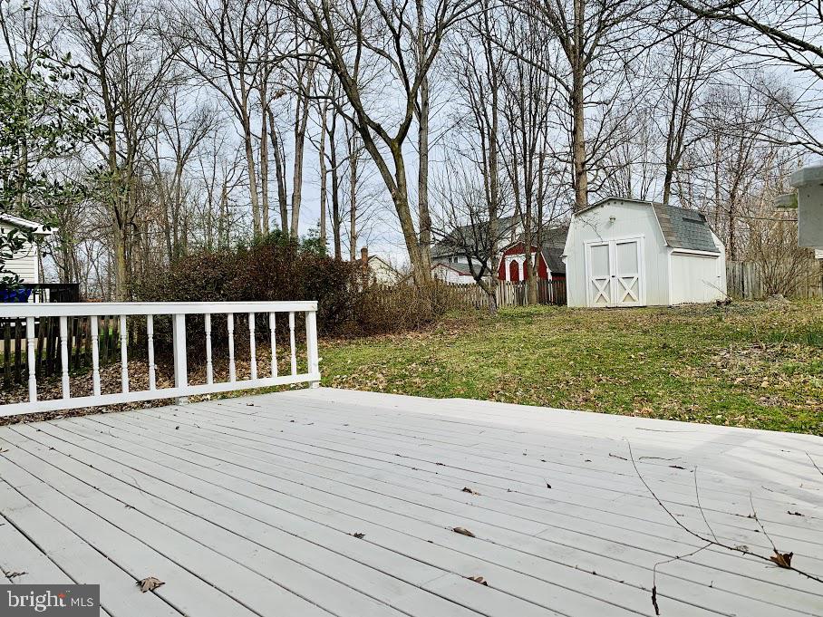 15 S POINTE LANE