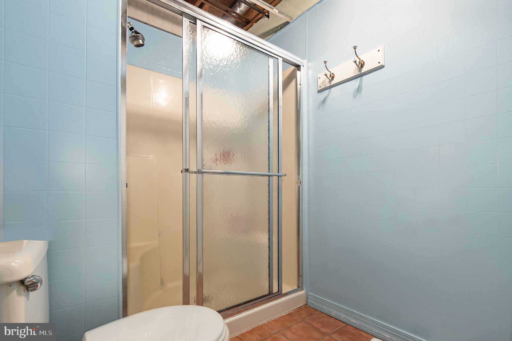 11 LORD FAIRFAX DRIVE