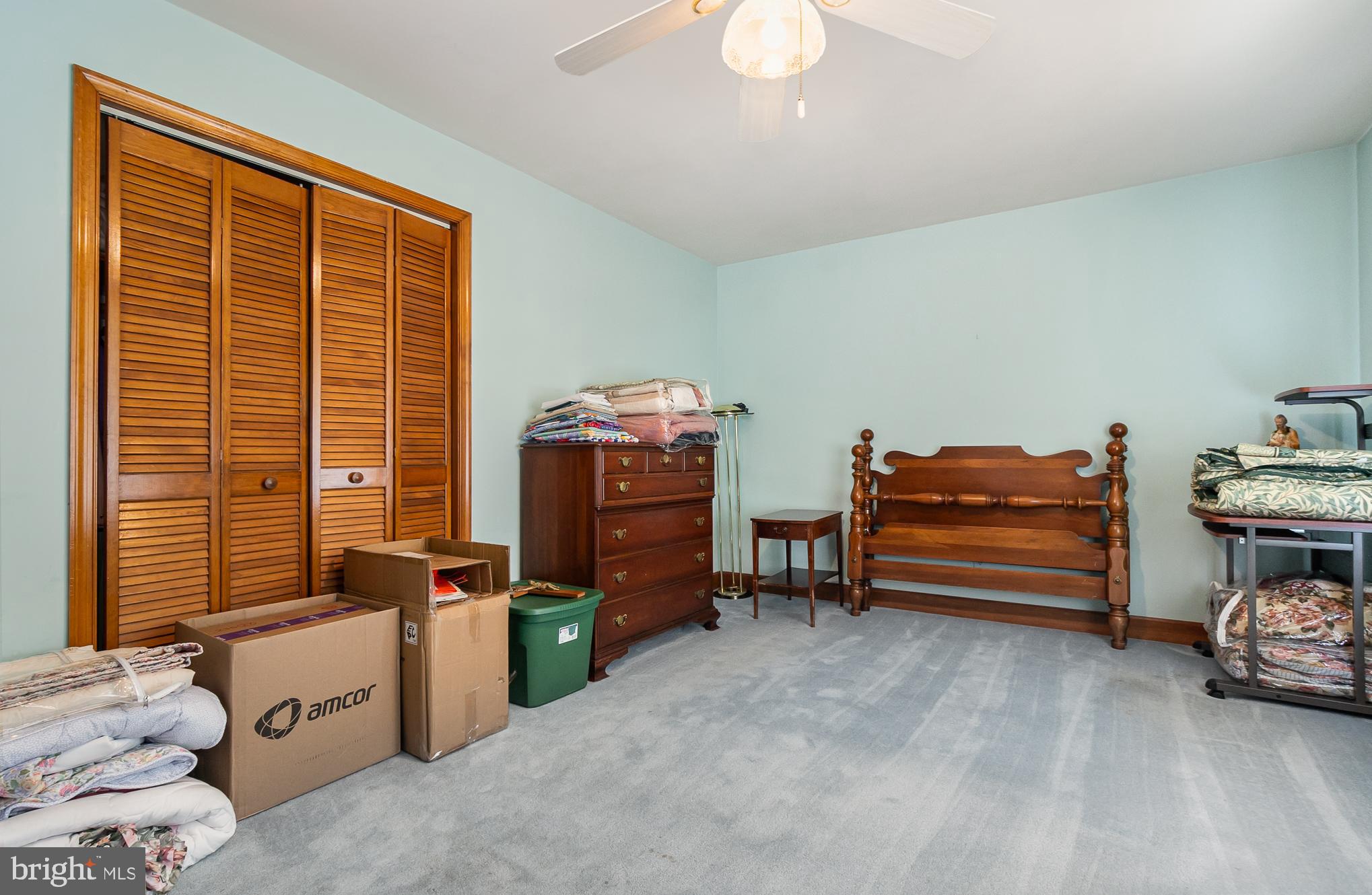 11 LORD FAIRFAX DRIVE