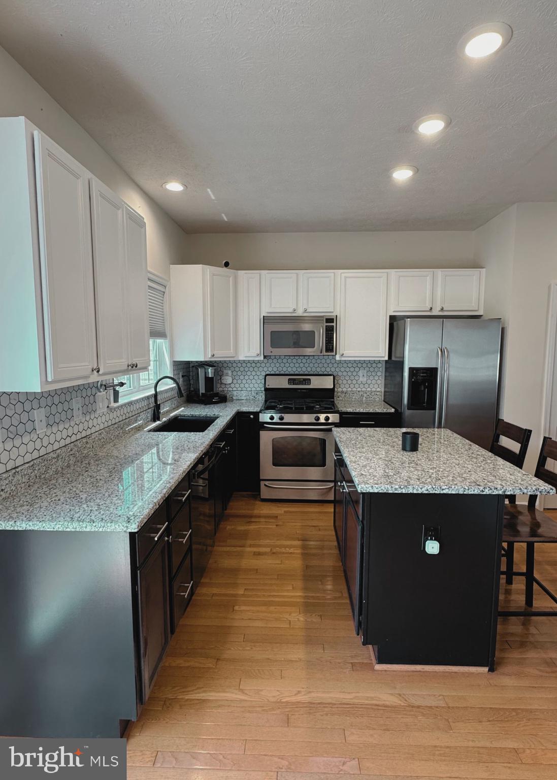 102 WINDJAMMER COURT