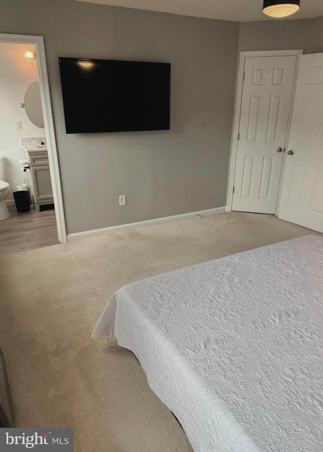 102 WINDJAMMER COURT