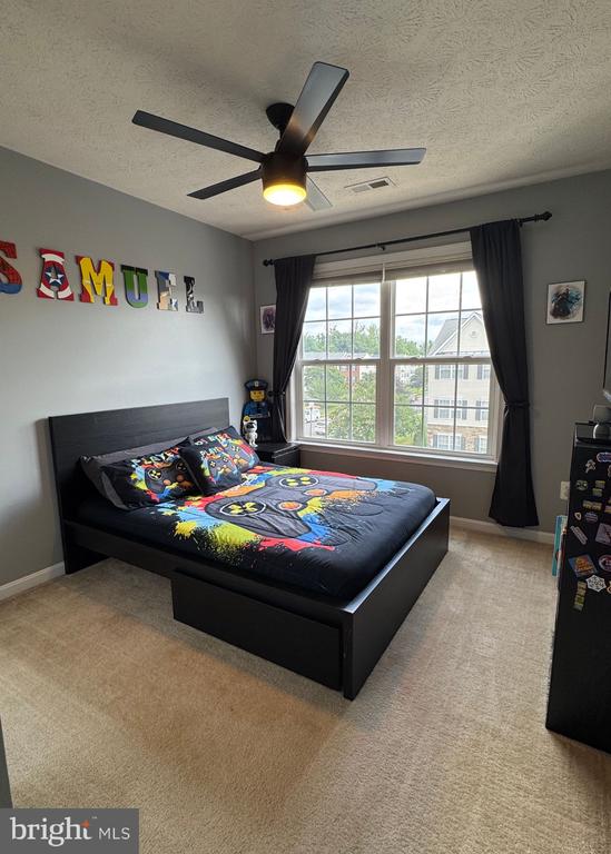 102 WINDJAMMER COURT
