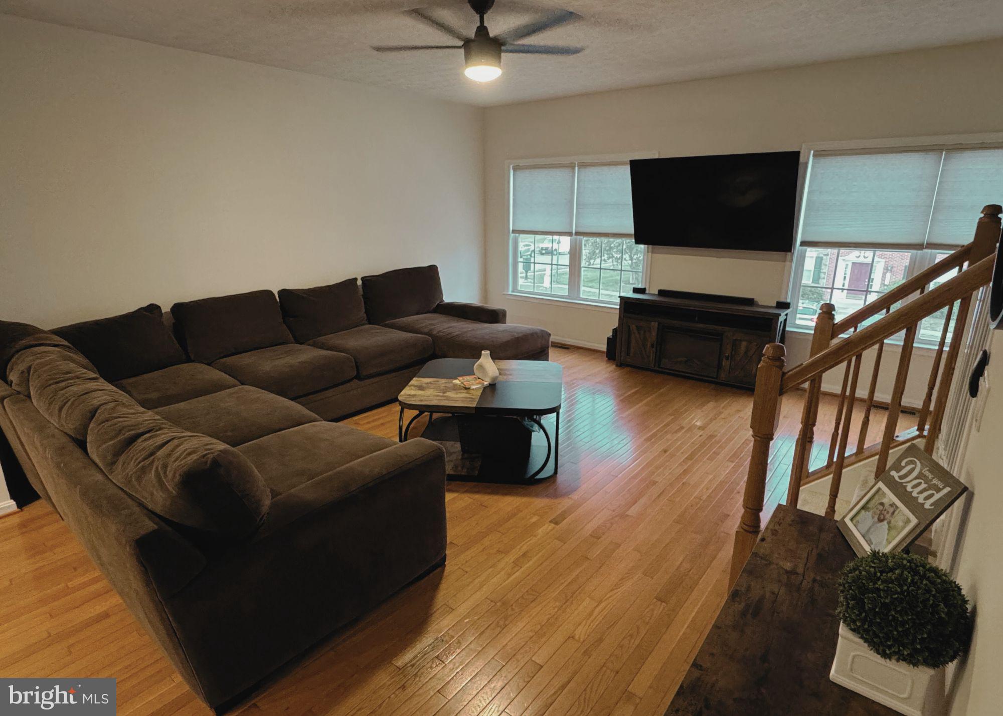 102 WINDJAMMER COURT