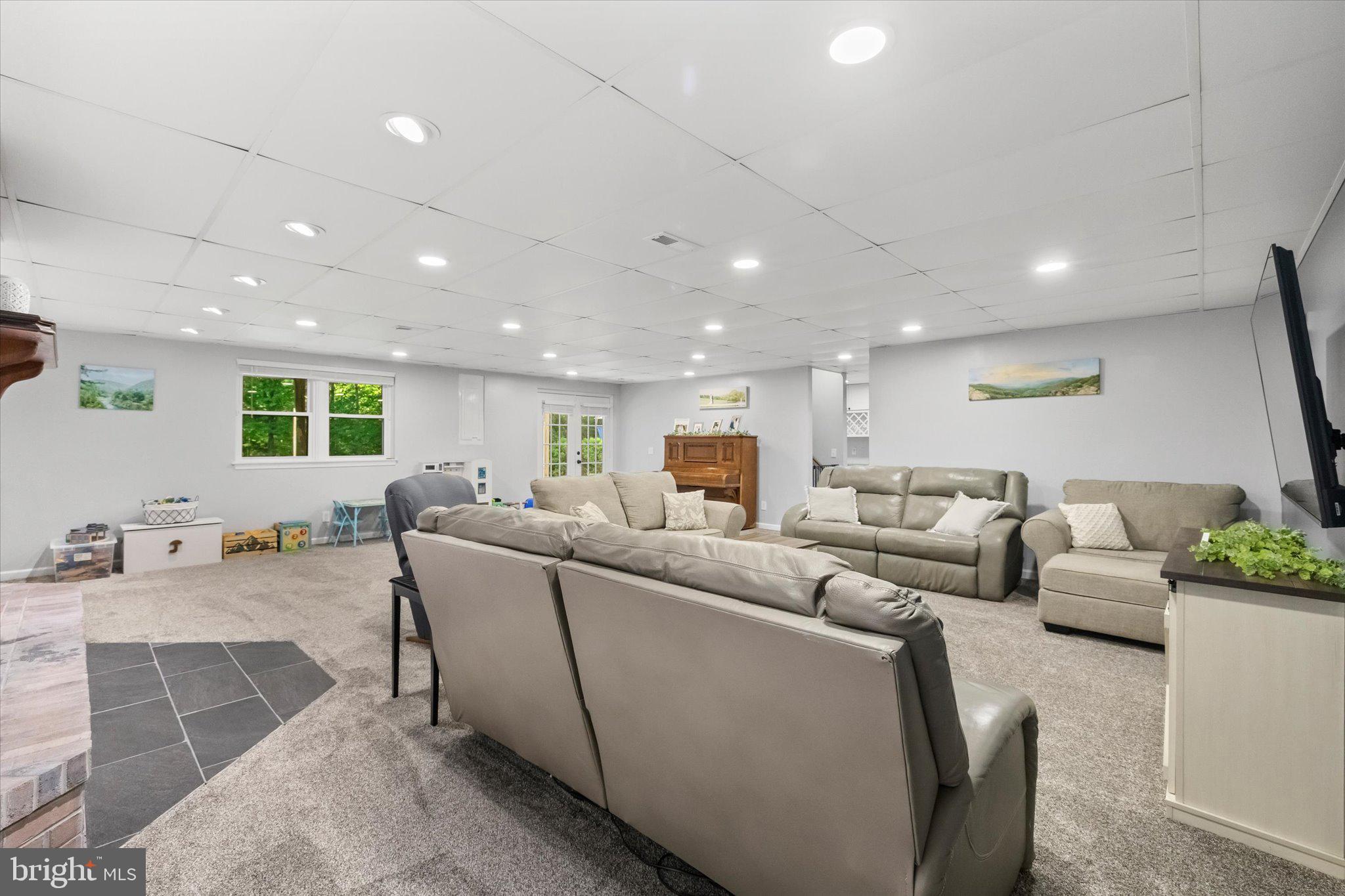 230 RICHARDS FERRY ROAD