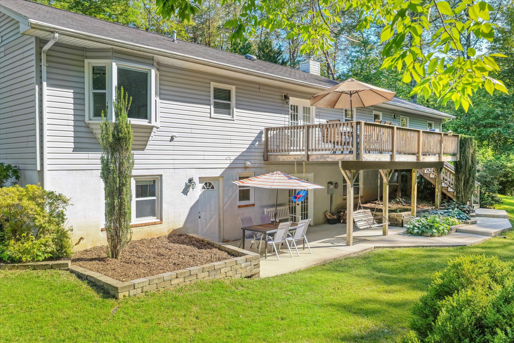 230 RICHARDS FERRY ROAD