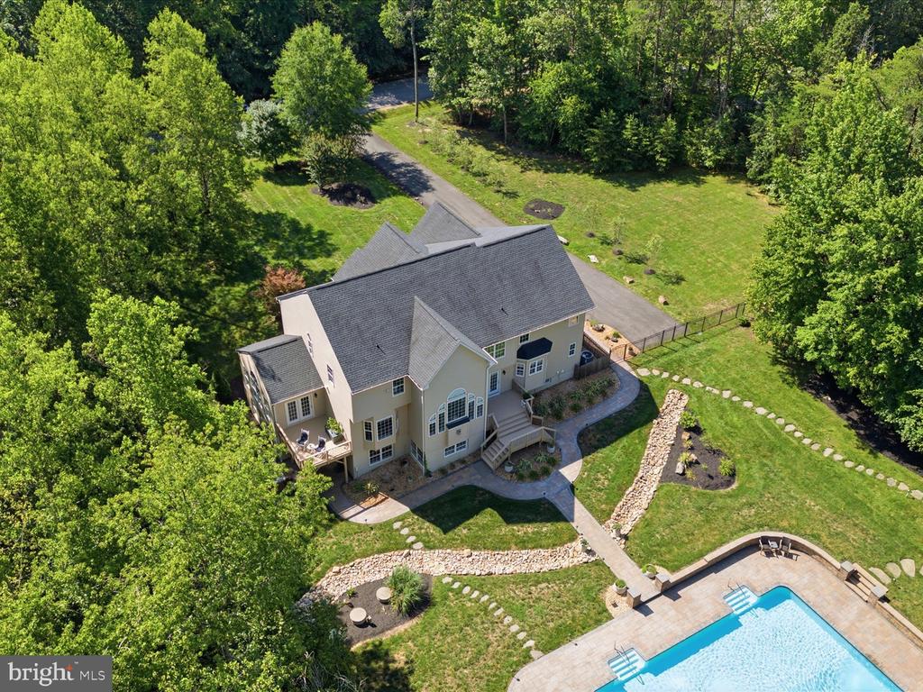 99 BROOKESMILL LANE
