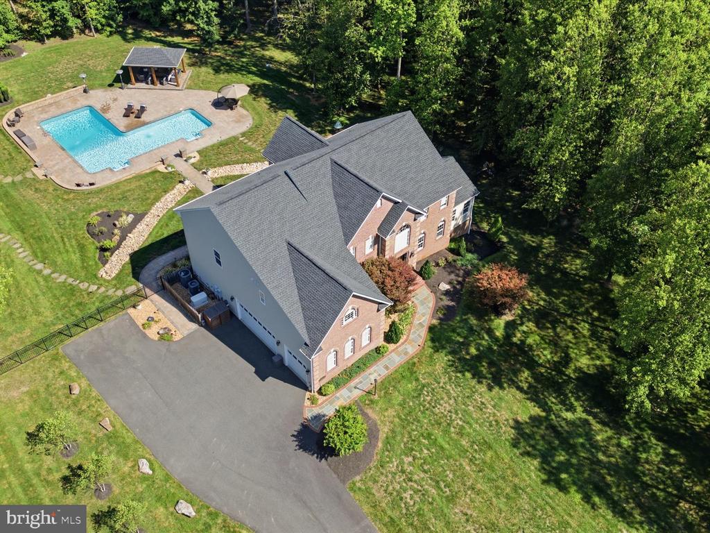 99 BROOKESMILL LANE