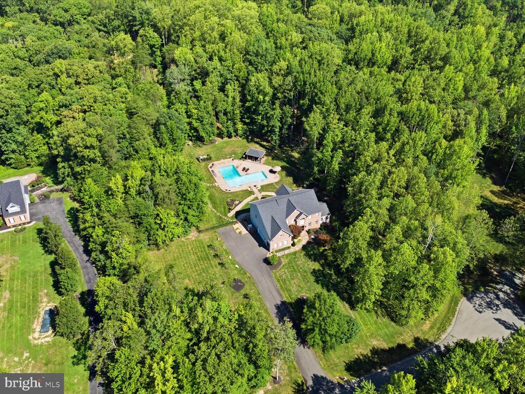 99 BROOKESMILL LANE