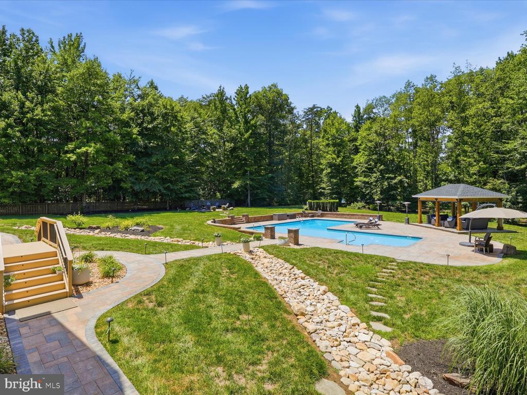 99 BROOKESMILL LANE