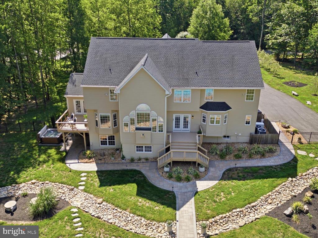 99 BROOKESMILL LANE