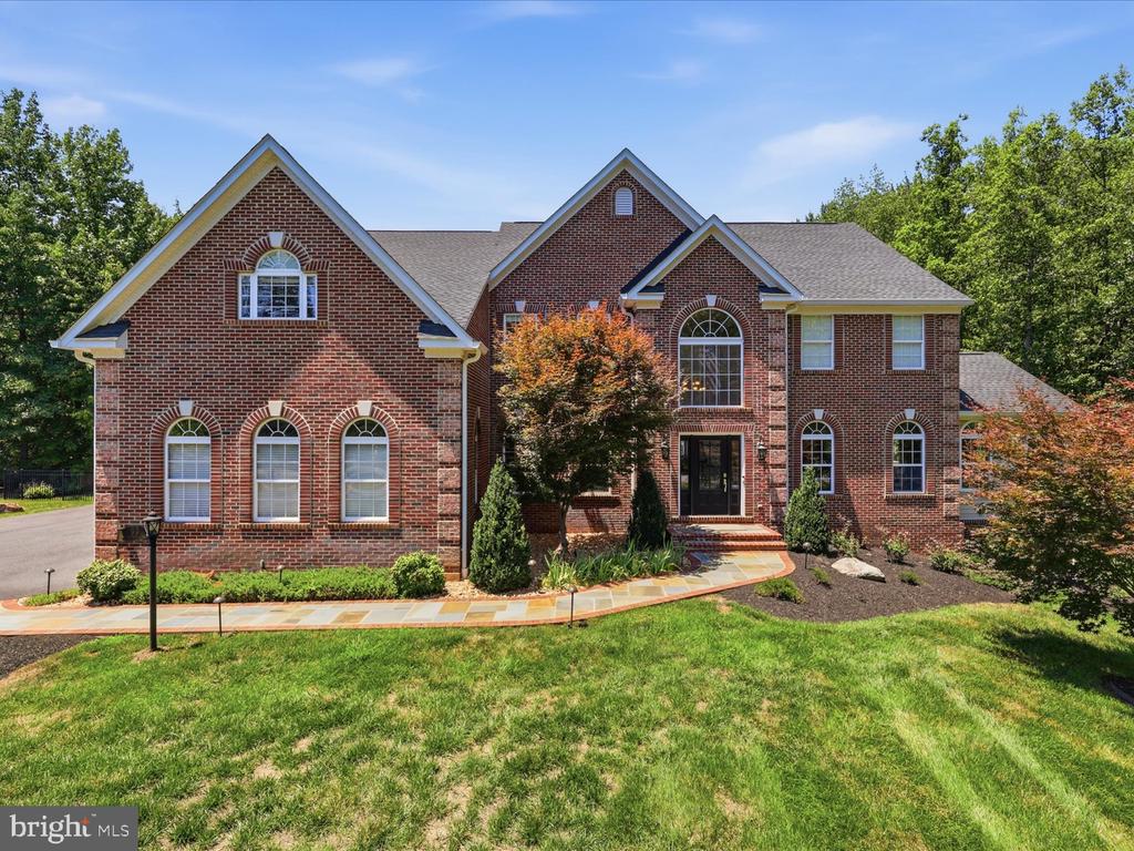 99 BROOKESMILL LANE