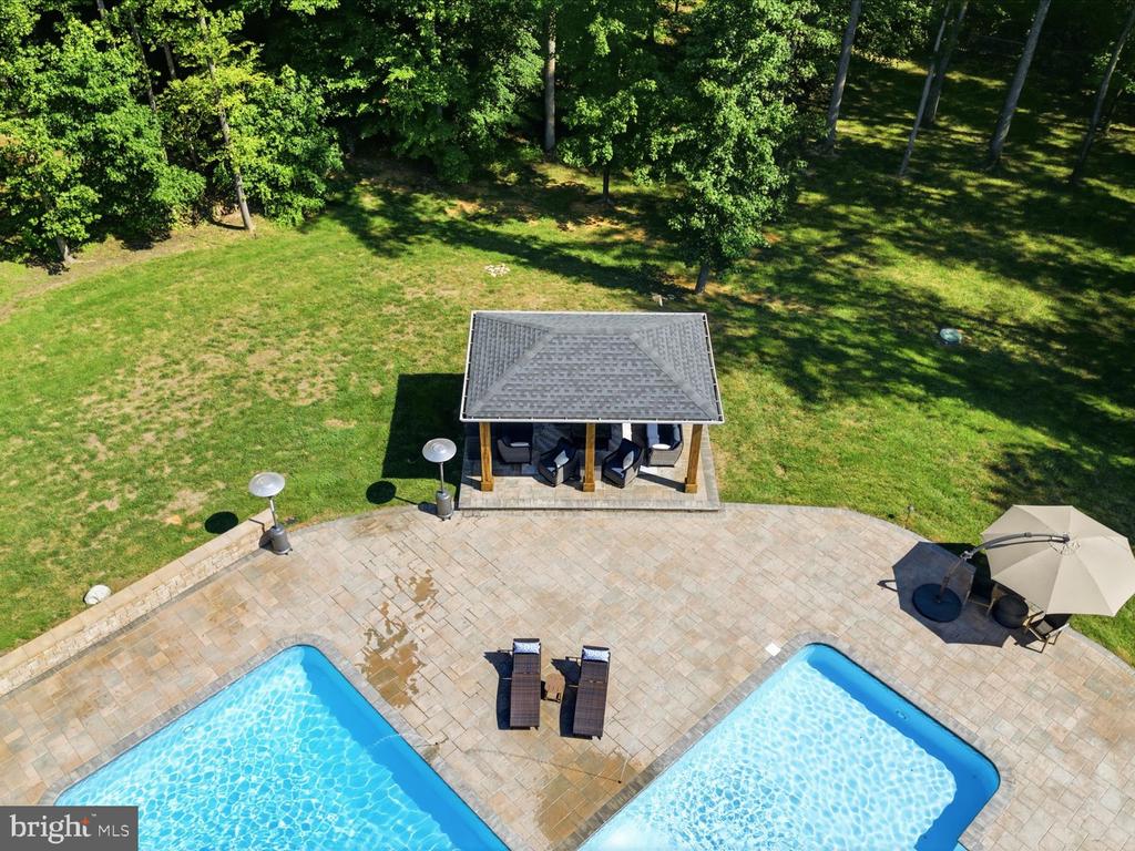 99 BROOKESMILL LANE